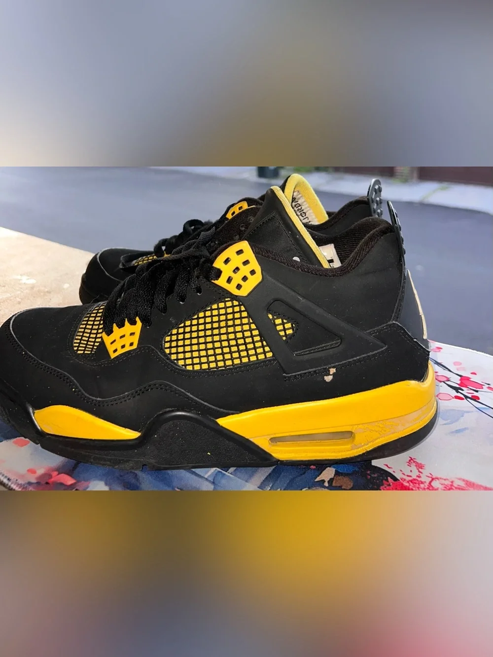Jordan Men’s Black and Yellow Retro Basketball Sneakers
